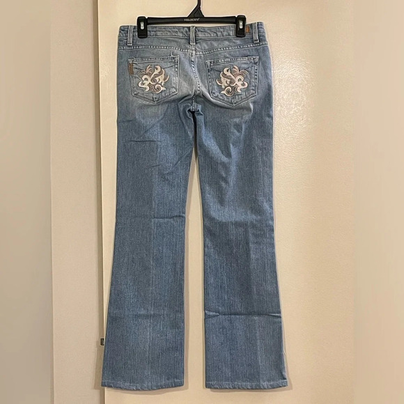 PAIGE Benedict Canyon Style Jeans - Picture 3 of 8